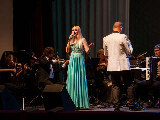 13 октября в 19 часов состоится концерт Эстрадного концерта «Звезда пленительного счастья»