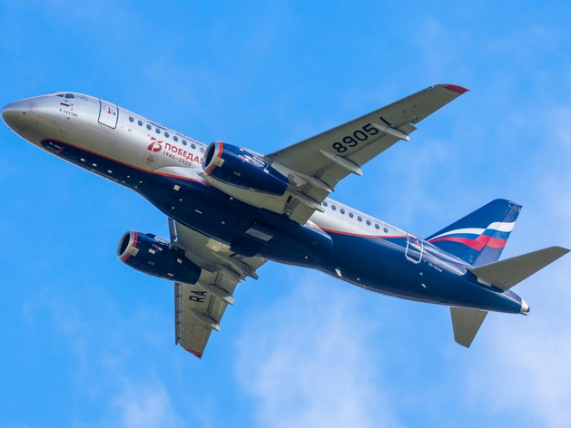 «ПСБ Лизинг» начинает поставки самолетов Superjet 100 российским заказчикам