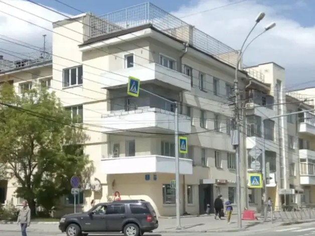 Помещение в памятнике архитектуры снова продают с торгов в Новосибирске Помещение в памятнике архитектуры снова продают с торгов в Новосибирске