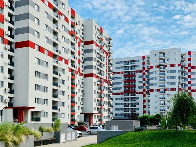 За лето в Новосибирске количество заключенных ДДУ выросло на 18%
