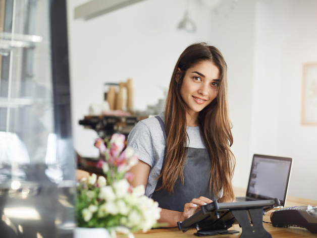 Каких специалистов чаще всего искали новосибирские компании в октябре?