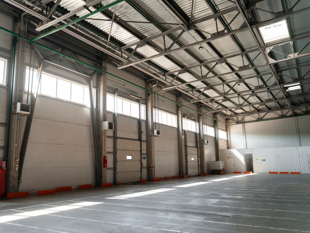 Новосибирская мэрия выставила на торги склад с участком за 15 миллионов