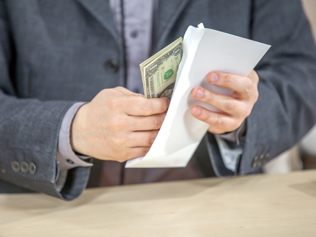 Количество коррупционных преступлений в регионе за год выросло на 13%