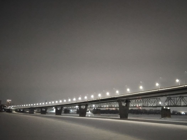 Из-за строительства четвертого моста ограничения проезда продлили до конца года Из-за строительства четвертого моста ограничения проезда продлили до конца года