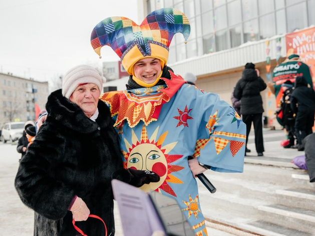 Масленица по‑криводановски: перетягивание сосисок и «Ода колбасе» Масленица по‑криводановски: перетягивание сосисок и «Ода колбасе»