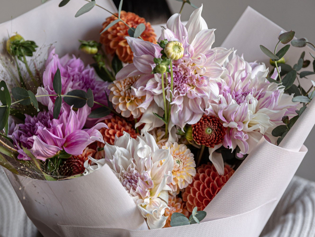 Поставки заграничных цветов в Сибирь за год выросли в 3,6 раза Поставки заграничных цветов в Сибирь за год выросли в 3,6 раза