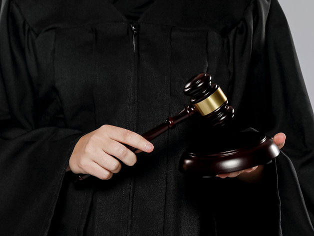 В Новосибирске на главу Западно-Сибирской железной дороги завели дело о взятках В Новосибирске на главу Западно-Сибирской железной дороги завели дело о взятках