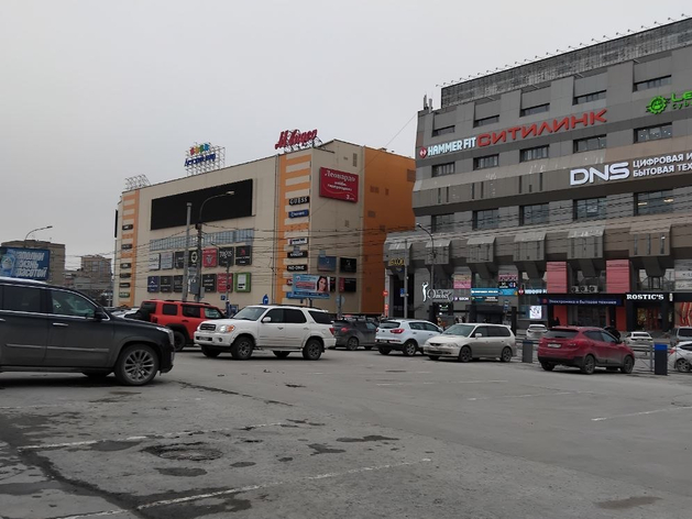 Новосибирск заработал на платных парковках более 65 миллионов