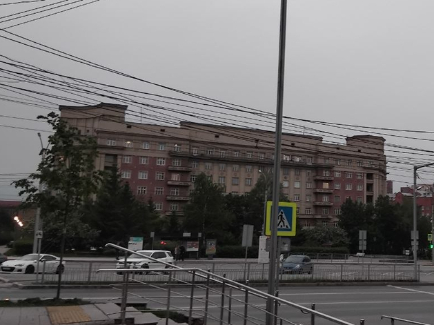 В двух районах Новосибирска ограничили проезд из-за ремонта В двух районах Новосибирска ограничили проезд из-за ремонта