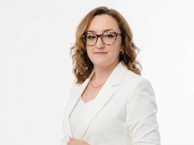 Елена Пясковская сооснователь франчайзинговой сети «ИнфоСофт». 28 лет управления бизнесом, 17 лет опыт развития отделов продаж. Основатель «Школы руководителей отделов продаж». Автор книги «Коммерческий директор. Практическое руководство». Елена Пясковская сооснователь франчайзинговой сети «ИнфоСофт». 28 лет управления бизнесом, 17 лет опыт развития отделов продаж. Основатель «Школы руководителей отделов продаж». Автор книги «Коммерческий директор. Практическое руководство».